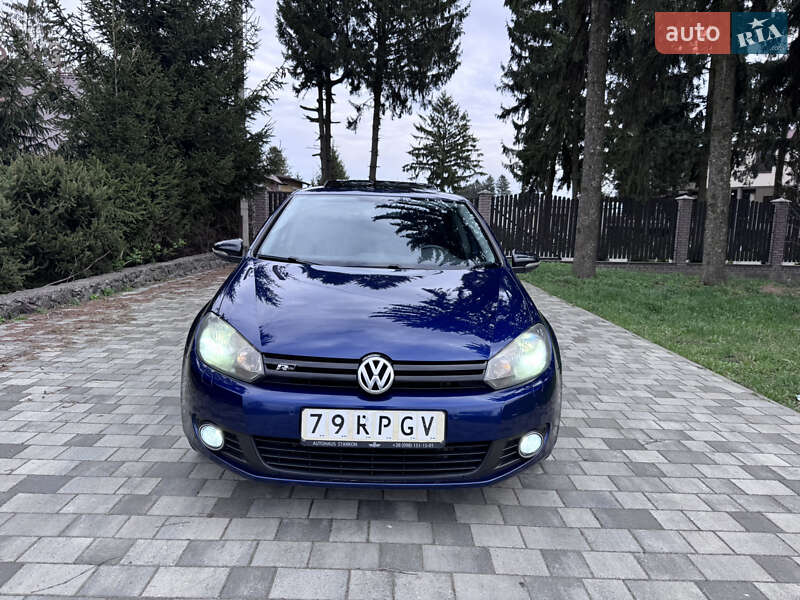 Хэтчбек Volkswagen Golf 2012 в Киеве