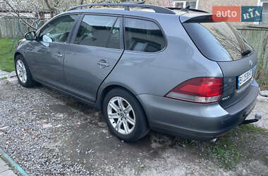 Универсал Volkswagen Golf 2013 в 