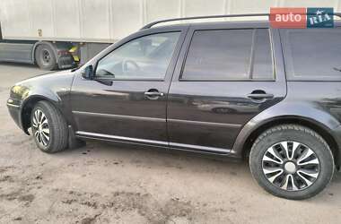 Универсал Volkswagen Golf 2000 в 