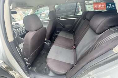Универсал Volkswagen Golf 2012 в 