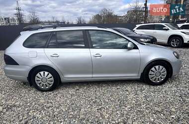 Универсал Volkswagen Golf 2012 в 