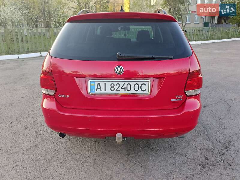 Универсал Volkswagen Golf 2011 в Попельне