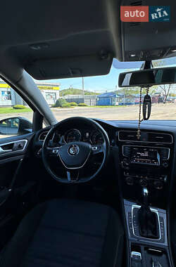 Универсал Volkswagen Golf 2014 в 