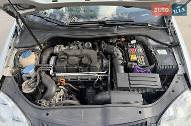 Універсал Volkswagen Golf 2008 в 