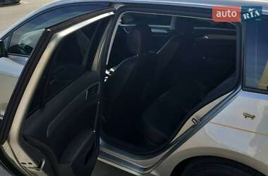 Универсал Volkswagen Golf 2015 в 