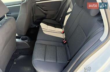 Универсал Volkswagen Golf 2010 в 