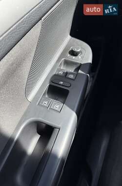 Универсал Volkswagen Golf 2010 в 