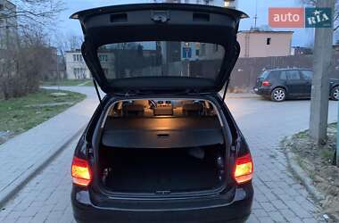 Універсал Volkswagen Golf 2008 в 