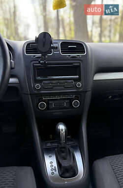 Универсал Volkswagen Golf 2011 в 