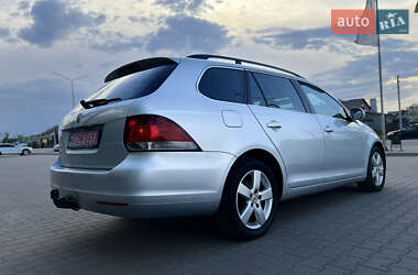 Універсал Volkswagen Golf 2011 в 