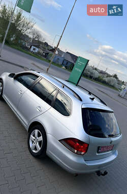 Універсал Volkswagen Golf 2011 в 