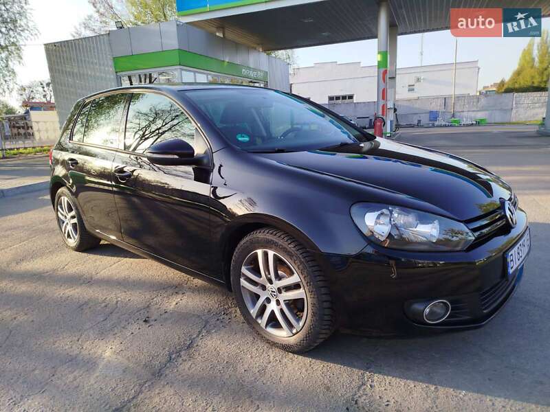 Хетчбек Volkswagen Golf 2010 в Лубнах