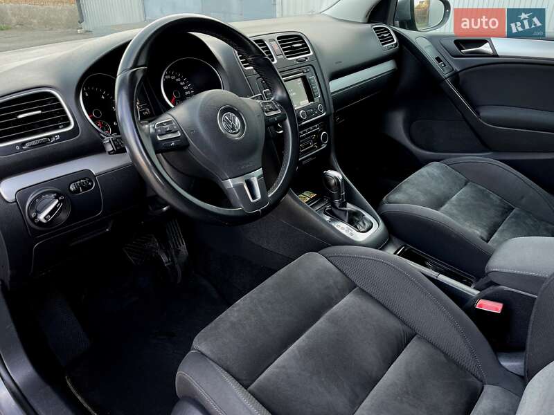 Хэтчбек Volkswagen Golf 2012 в Бердичеве