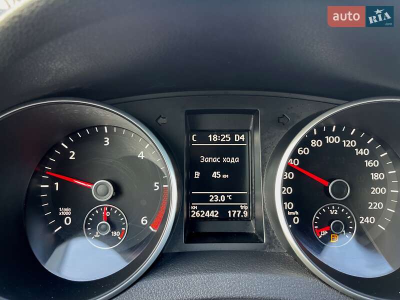 Хэтчбек Volkswagen Golf 2012 в Бердичеве