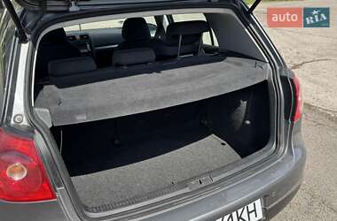 Хэтчбек Volkswagen Golf 2007 в 