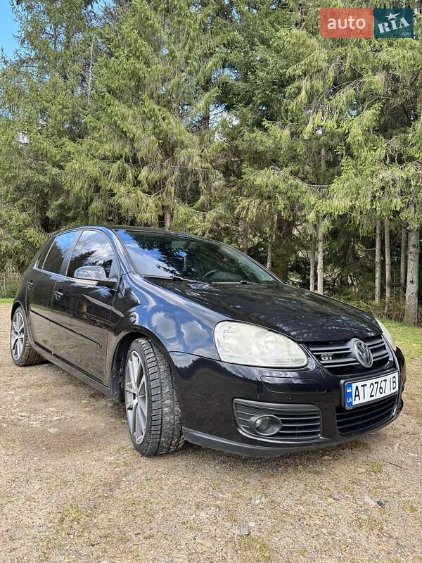 Хетчбек Volkswagen Golf 2006 в Ворохті