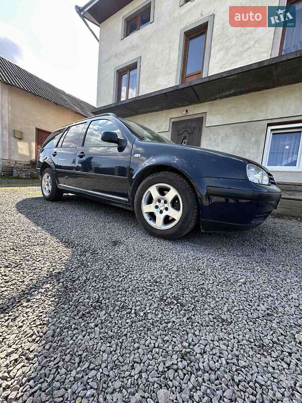 Volkswagen Golf 2001