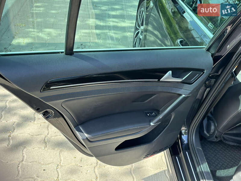 Універсал Volkswagen Golf 2015 в Сокалі