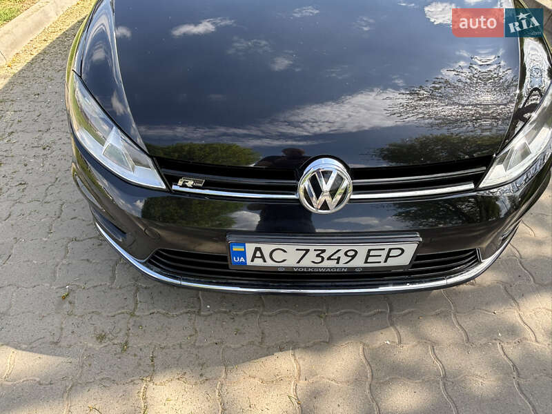 Універсал Volkswagen Golf 2015 в Сокалі