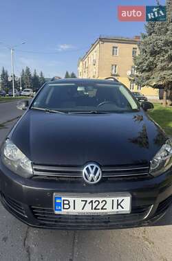 Універсал Volkswagen Golf 2009 в 