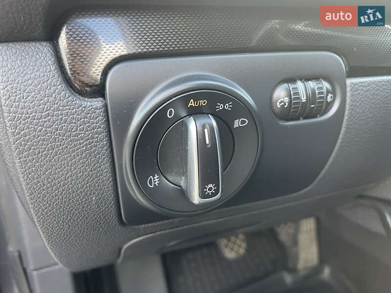 Универсал Volkswagen Golf 2009 в Кропивницком фото 14 Универсал Volkswagen Golf 2009 в Кропивницком