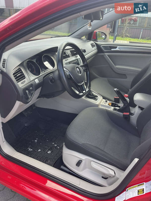 Универсал Volkswagen Golf 2015 в Харькове