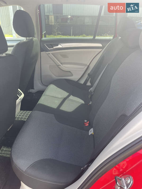 Универсал Volkswagen Golf 2015 в Харькове