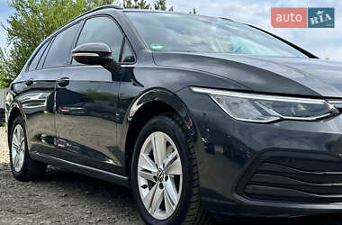Універсал Volkswagen Golf 2021 в 