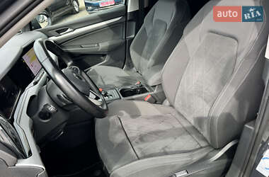 Універсал Volkswagen Golf 2021 в 