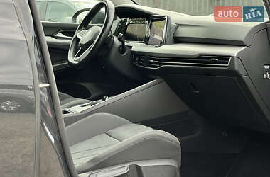 Універсал Volkswagen Golf 2021 в 