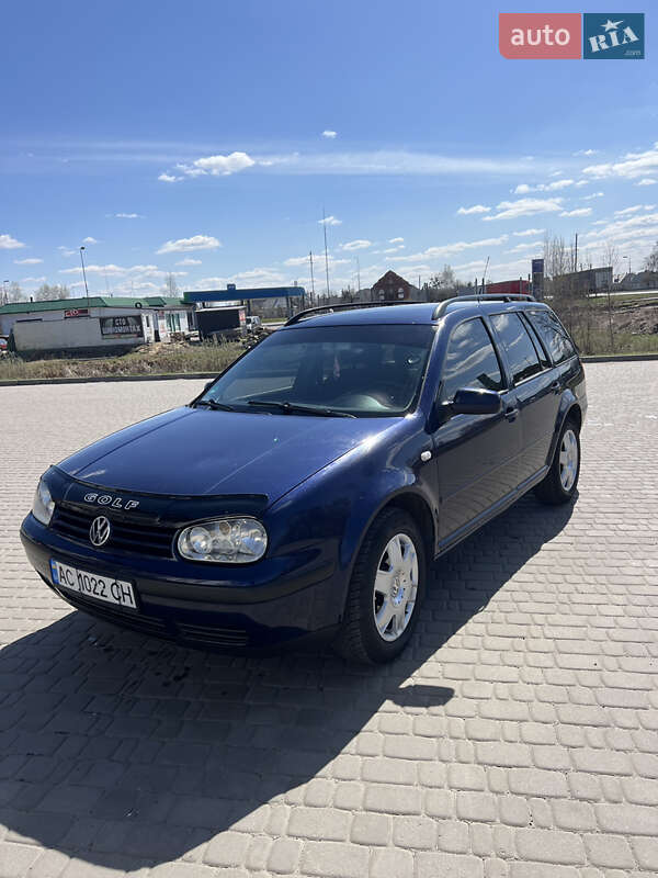 Volkswagen Golf 2003