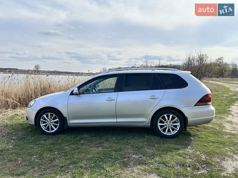 Универсал Volkswagen Golf 2013 в Полтаве