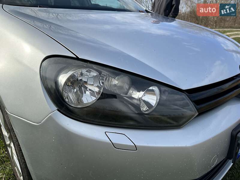Универсал Volkswagen Golf 2013 в Полтаве