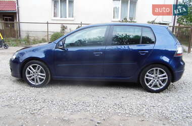 Хэтчбек Volkswagen Golf 2007 в 