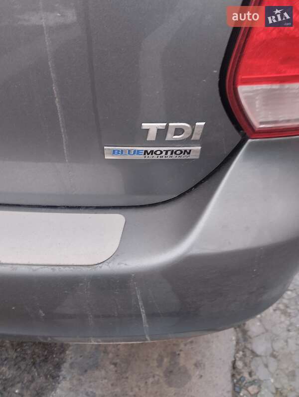 Универсал Volkswagen Golf 2010 в Пирятине