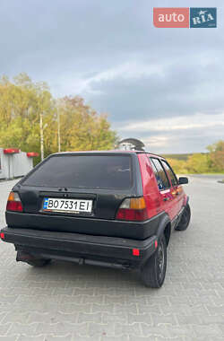 Хетчбек Volkswagen Golf 1988 в 
