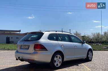 Універсал Volkswagen Golf 2009 в 
