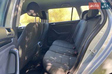 Універсал Volkswagen Golf 2009 в 