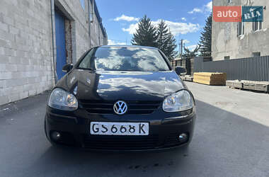 Хэтчбек Volkswagen Golf 2006 в 
