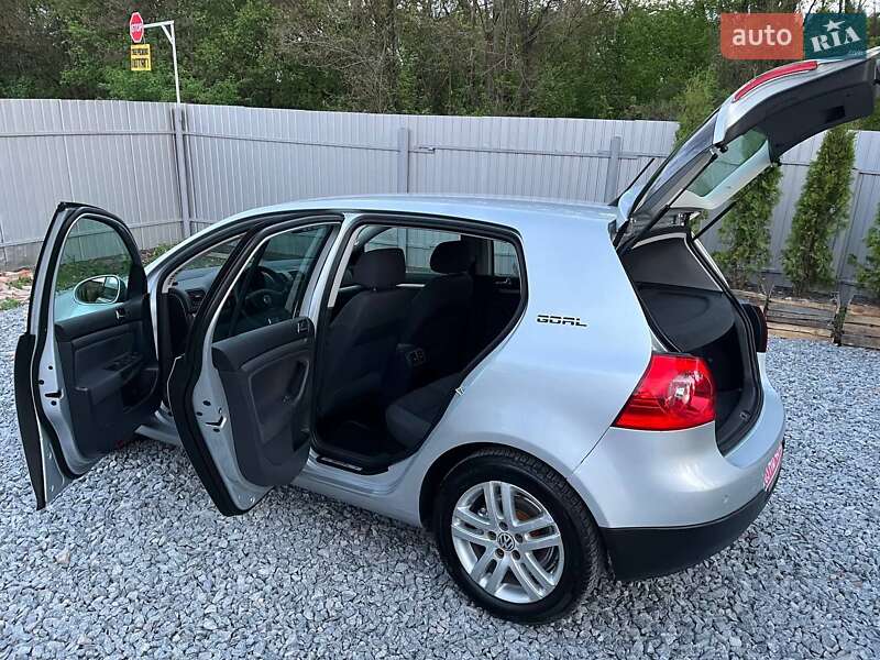 Хэтчбек Volkswagen Golf 2007 в Полтаве