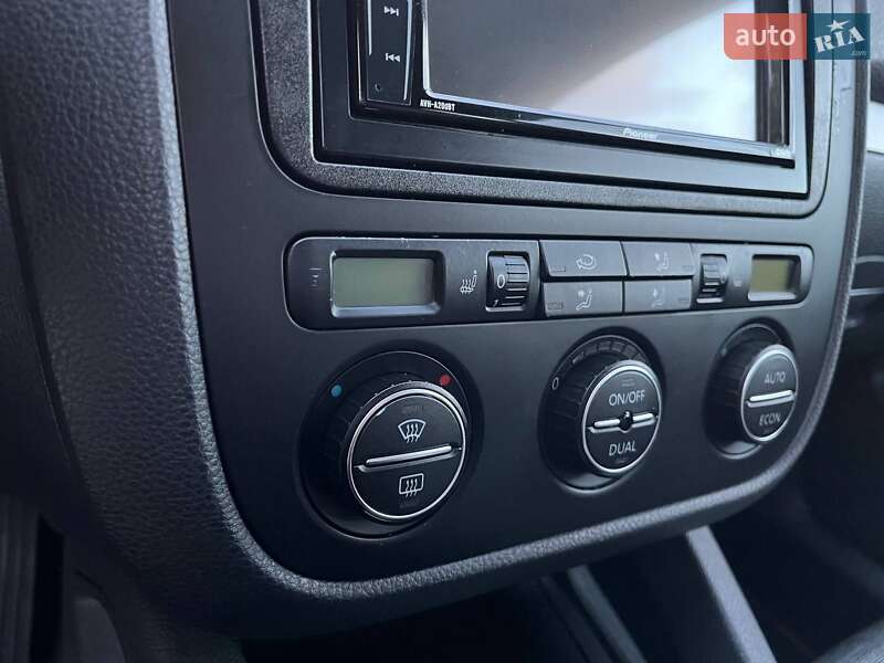 Хэтчбек Volkswagen Golf 2007 в Полтаве