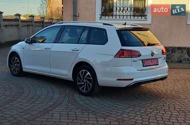 Універсал Volkswagen Golf 2018 в 