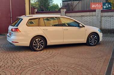 Універсал Volkswagen Golf 2018 в 