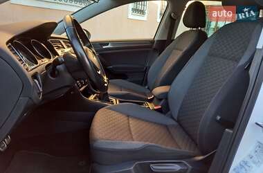 Універсал Volkswagen Golf 2018 в 