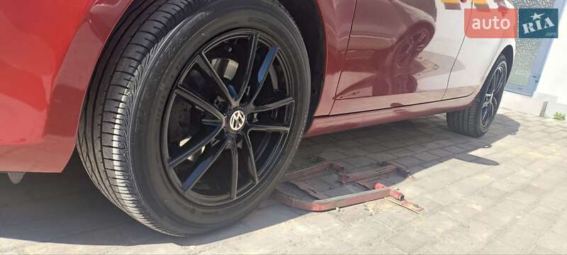 Хэтчбек Volkswagen Golf 2009 в Мукачево