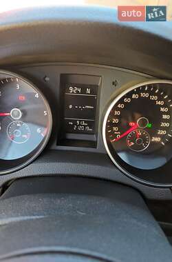 Універсал Volkswagen Golf 2011 в Сумах