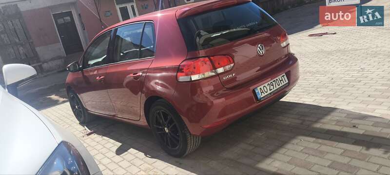 Хэтчбек Volkswagen Golf 2009 в Мукачево