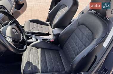 Універсал Volkswagen Golf 2016 в 