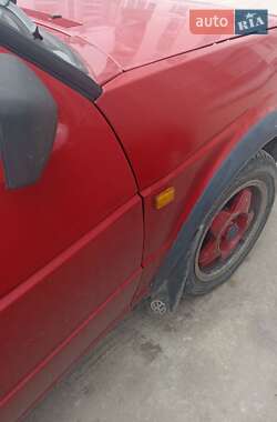 Хетчбек Volkswagen Golf 1988 в 