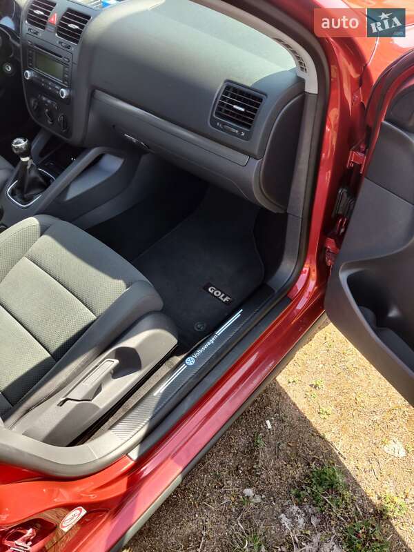 Хэтчбек Volkswagen Golf 2006 в Коростене фото 16 Хэтчбек Volkswagen Golf 2006 в Коростене